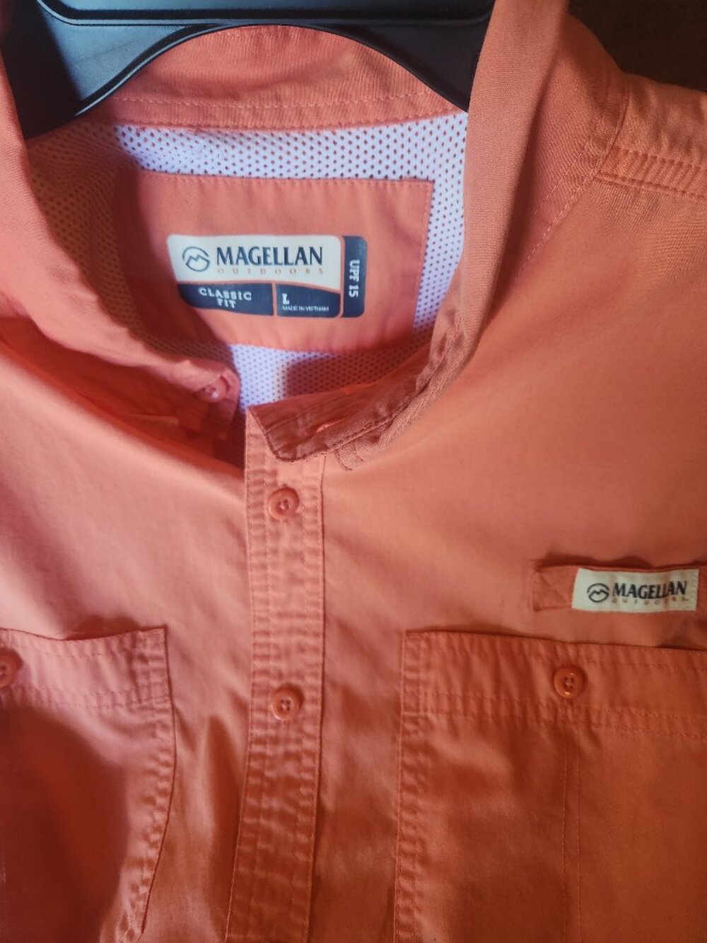 Magellan Men's L Classic Fit Short Sleeve Shirt UPF 15 Coral
